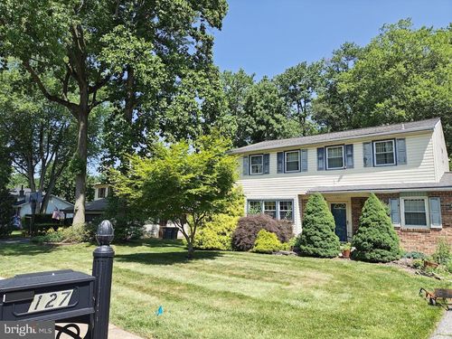 127 Jade Dr, WILMINGTON, DE, 19810-2258 | Card Image
