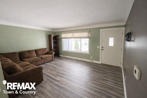 1209 Clearview Dr, Flushing, MI, 48433-1479 | Card Image