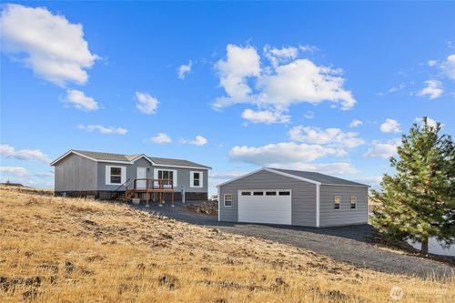 651 Highline Loop, Cle Elum, WA, 98922-9082 | Card Image