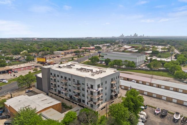 UNIT-310 - 6444 Burnet Rd, Condo with 1 bedrooms, 1 bathrooms and 2 parking in Austin TX | Image 17