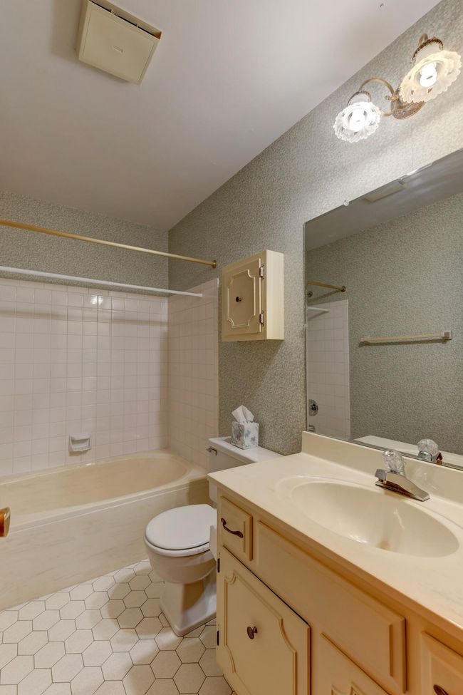 8331 Harrison-17 | Image 18