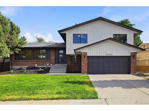 7042 E Wesley Ave, Denver, CO, 80224-2536 | Card Image