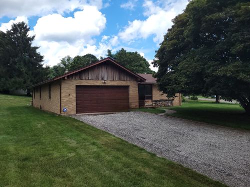 62 Rice Rd, Meriden, CT, 06450-7211 | Card Image