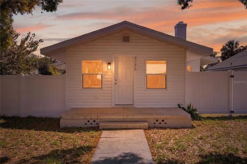 4248 4th Ave S, ST PETERSBURG, FL, 33711-1504 | Card Image