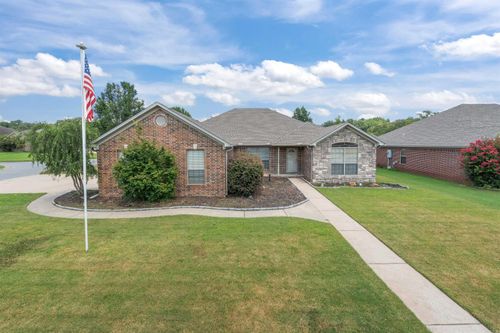 2 Turtle Creek Ct, North Little Rock, AR, 72120-5111 | Card Image