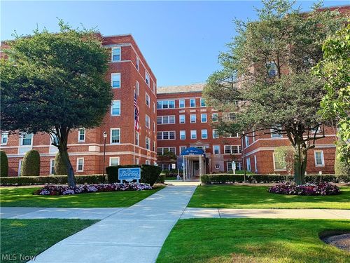 19015 Van Aken Blvd, Shaker Heights, OH, 44122-3575 | Card Image