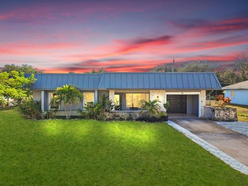 898 Se Evergreen Ter, Port St Lucie, FL, 34983-2730 | Card Image