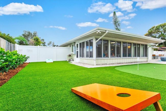 2473 Davis Blvd, House other with 3 bedrooms, 2 bathrooms and null parking in Sarasota FL | Image 35