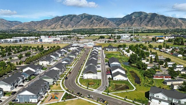 View of property location with mountains and nearby suburban area | Image 28