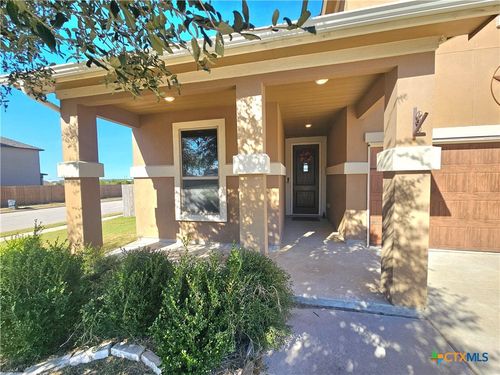 120 Schuylerville Dr, Elgin, TX, 78621-3274 | Card Image