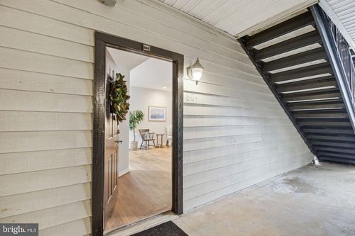 apt-804-12155 Penderview Ter, FAIRFAX, VA, 22033-4761 | Card Image