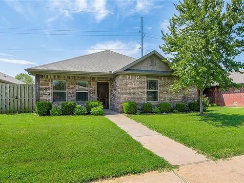 3905 Sw Capstone Ave, Bentonville, AR, 72712-4653 | Card Image