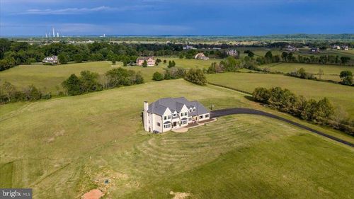 15028 Merritt Farm Ln, LEESBURG, VA, 20176-5718 | Card Image