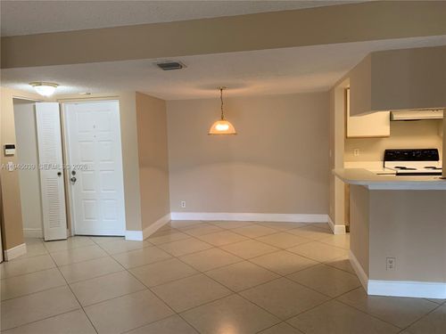 116-9977 Westview Dr, Coral Springs, FL, 33076-2500 | Card Image