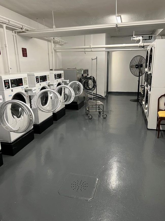 Laundry Room -1 | Image 13