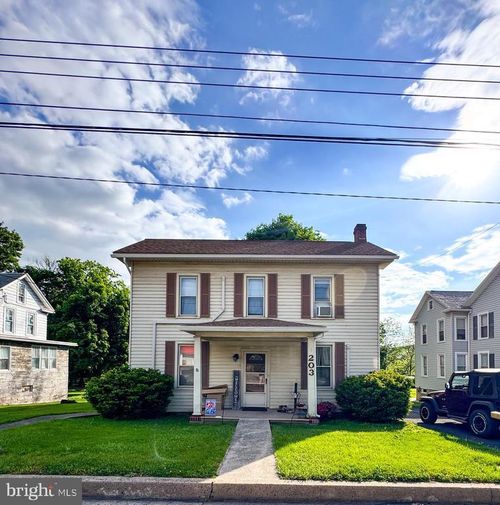 203 S Main St, YEAGERTOWN, PA, 17099-9604 | Card Image