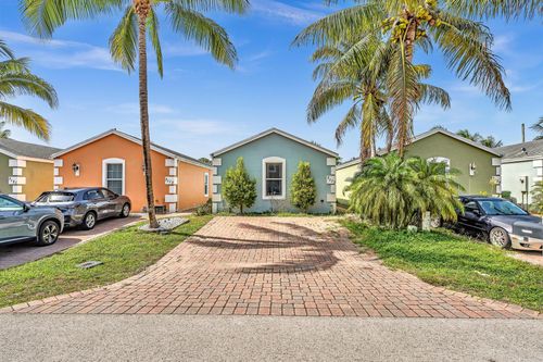 3113 Shelby Way, Palm Springs, FL, 33461-1814 | Card Image
