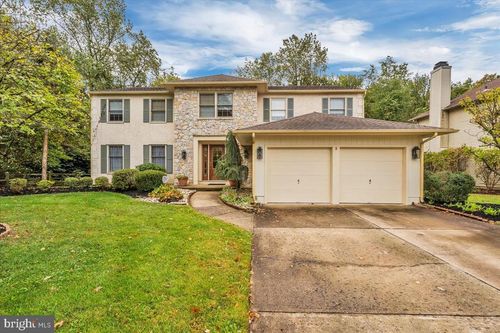 9 Michaelson Dr, MOUNT LAUREL, NJ, 08054-1355 | Card Image