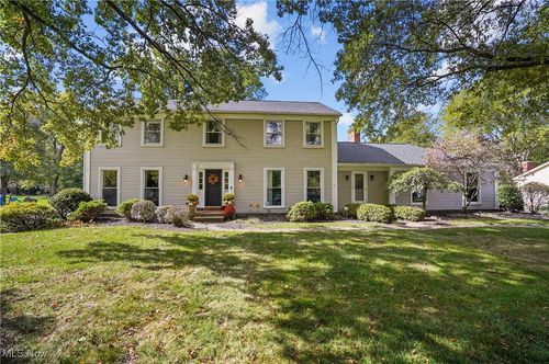 176 N Hayden Pkwy, Hudson, OH, 44236-3152 | Card Image