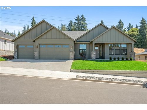 16709 Ne 38th Ave, Vancouver, WA, 98686-2740 | Card Image