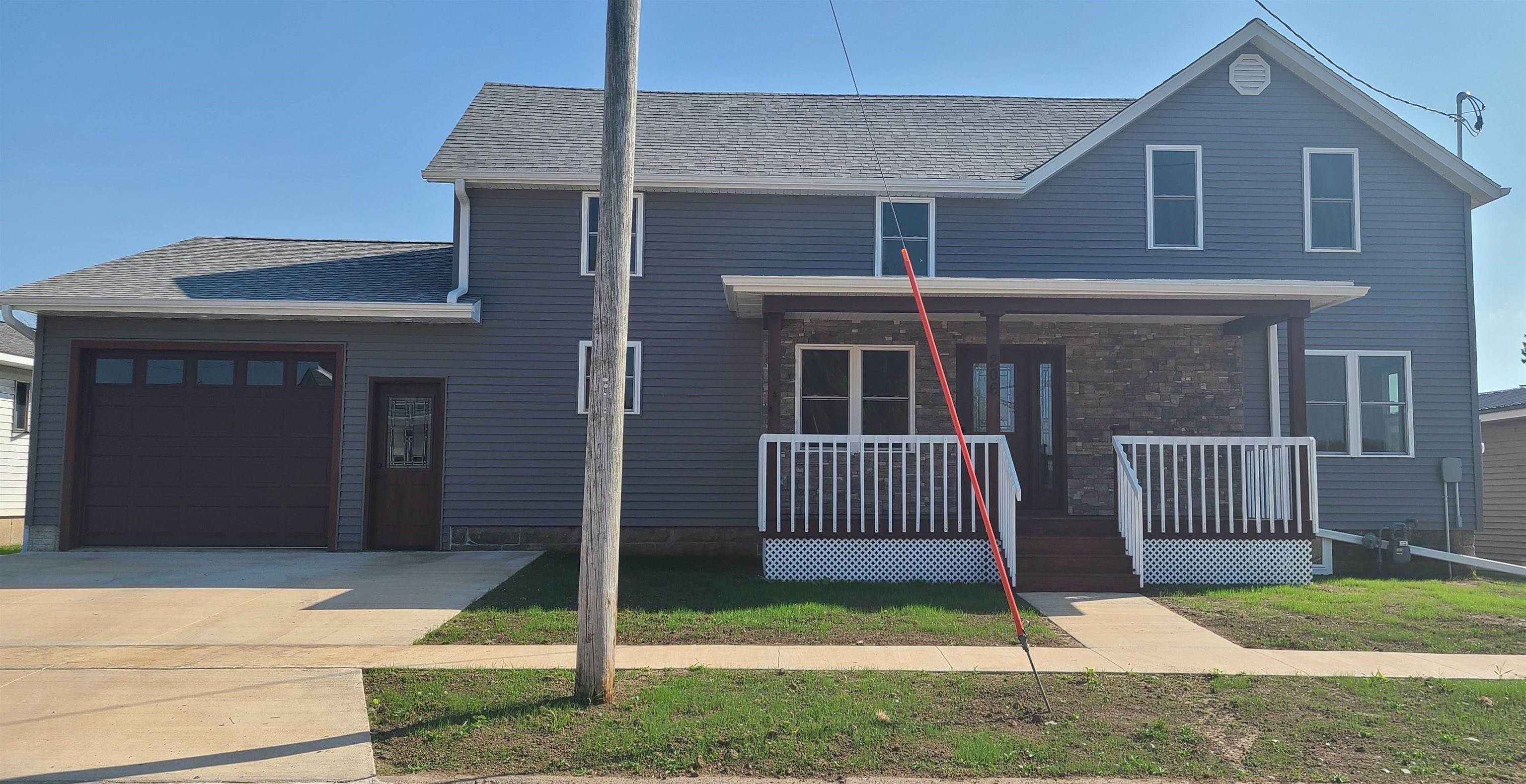 Depue St, Monona, IA 52159