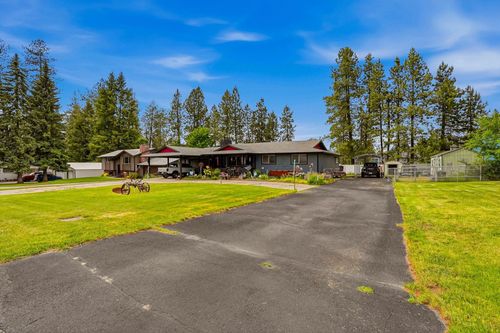 707 E Crawford St, Deer Park, WA, 99006-5366 | Card Image