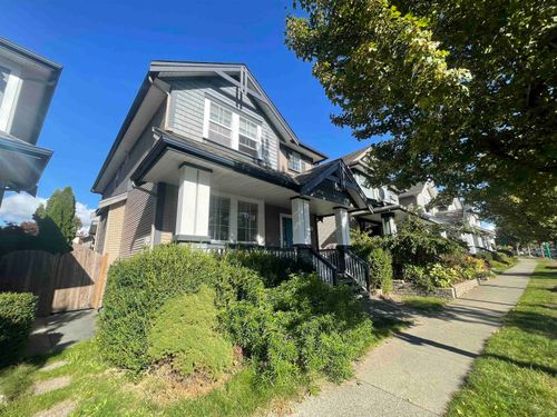 19049 69 Ave, Surrey, BC, V4N0A4 | Card Image