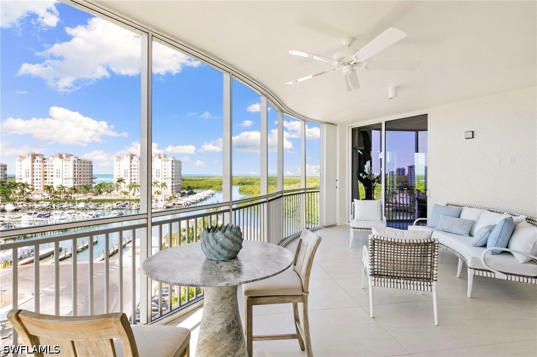 Residential in Naples 4