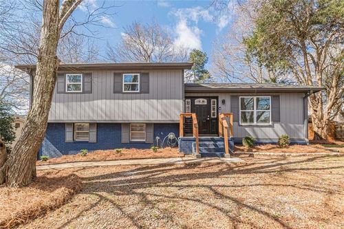 8936 Old Lee Rd, Lithia Springs, GA, 30122-3309 | Card Image