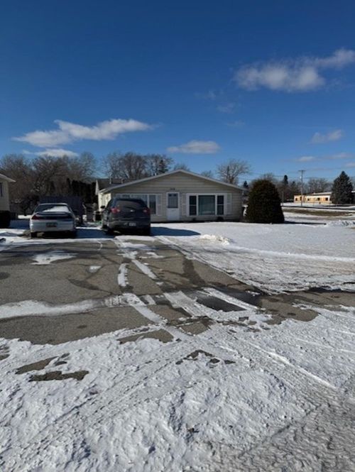 1016 S Huron Rd, Kawkawlin, MI, 48631-9461 | Card Image