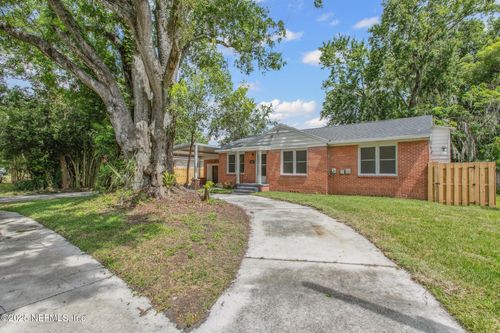 5143 Attleboro St, JACKSONVILLE, FL, 32205-6419 | Card Image