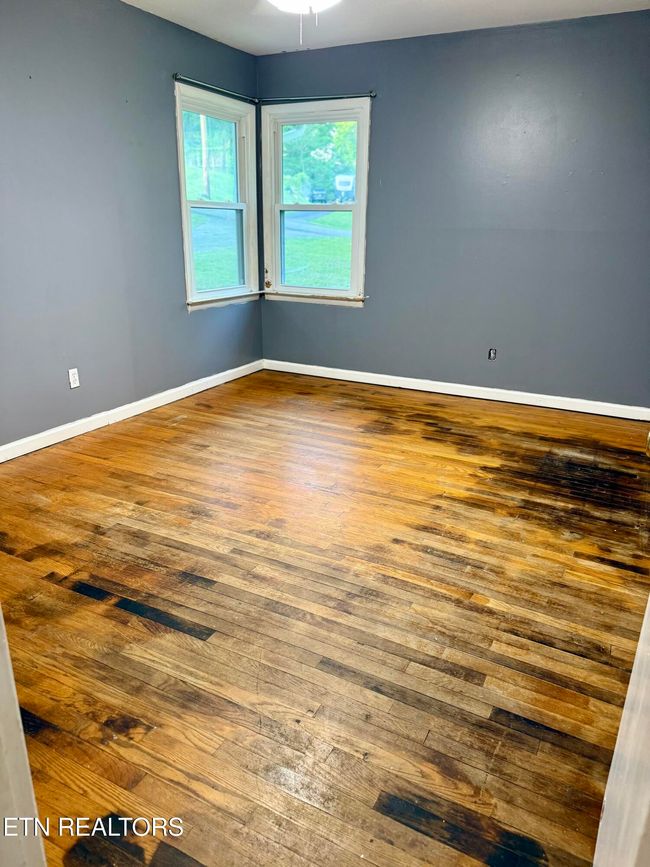 321 Walnut Valley Rd, House other with 3 bedrooms, 1 bathrooms and null parking in Clinton TN | Image 5