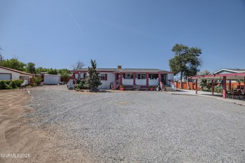 530 E 2nd Ave, Sun Valley, NV, 89433-8018 | Card Image