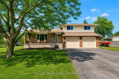 21 Lena Cres, Port Colborne, ON, L3K5X3 | Card Image