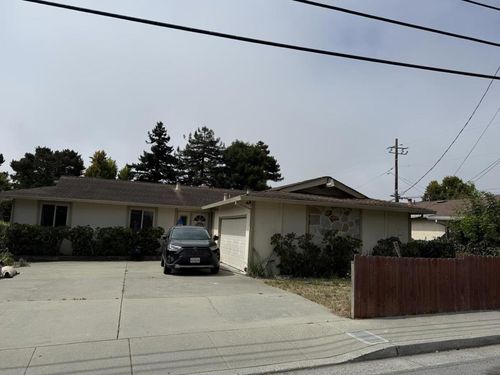 2210 Felt Street, Santa Cruz, CA, 95062 | Card Image
