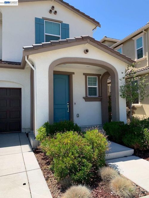 7149 Diamond Ave, Tracy, CA, 95377-7733 | Card Image