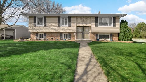 141 Monticello Drive, Dyer, IN, 46311 | Card Image