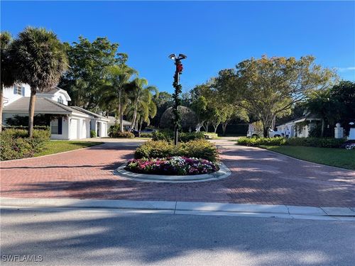 apt-202-7046 Barrington Cir, NAPLES, FL, 34108-7572 | Card Image
