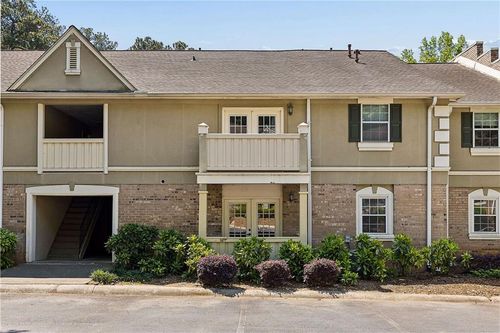 q6-6900 Roswell Rd, Atlanta, GA, 30328-2221 | Card Image