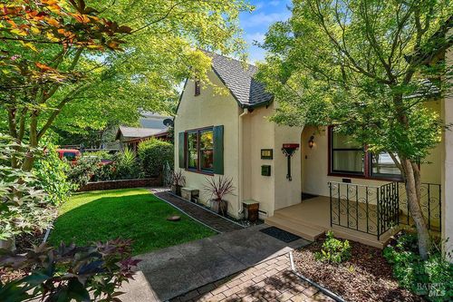519 Johnson Street, Healdsburg, CA, 95448 | Card Image