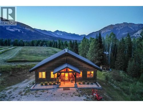 2550 Kettleston Rd, Golden, BC, V0A1H1 | Card Image