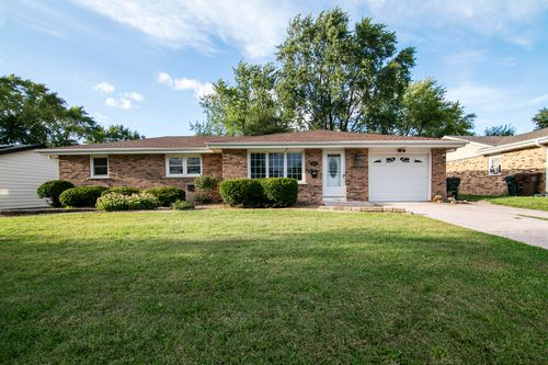 301 Jan Dr, Manteno, IL, 60950-1324 | Card Image