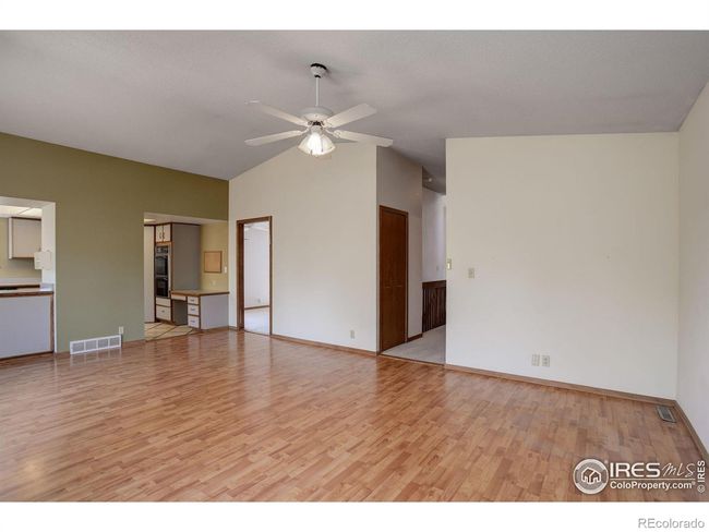 2732 W 25 Th Street Rd, House other with 3 bedrooms, 3 bathrooms and 2 parking in Greeley CO | Image 14