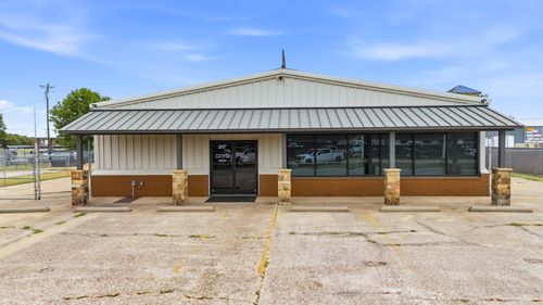 207 Eastridge Rd, Granbury, TX, 76049-5982 | Card Image