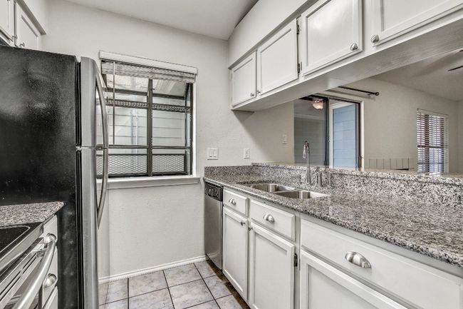 APT-2022 - 2215 Post Rd, Condo with 1 bedrooms, 1 bathrooms and 1 parking in Austin TX | Image 10