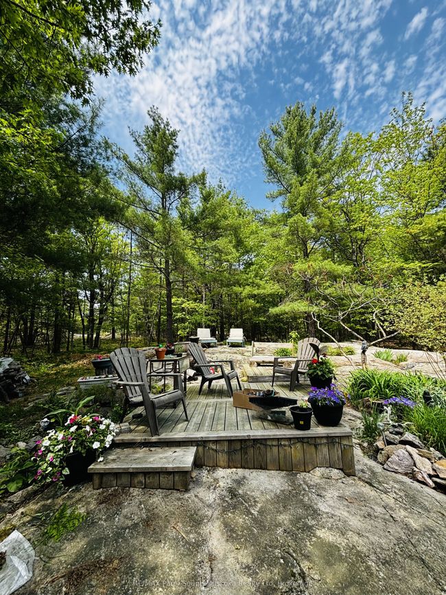 74 Carling Bay Rd W, House other with 2 bedrooms, 2 bathrooms and 4 parking in Nobel ON | Image 7