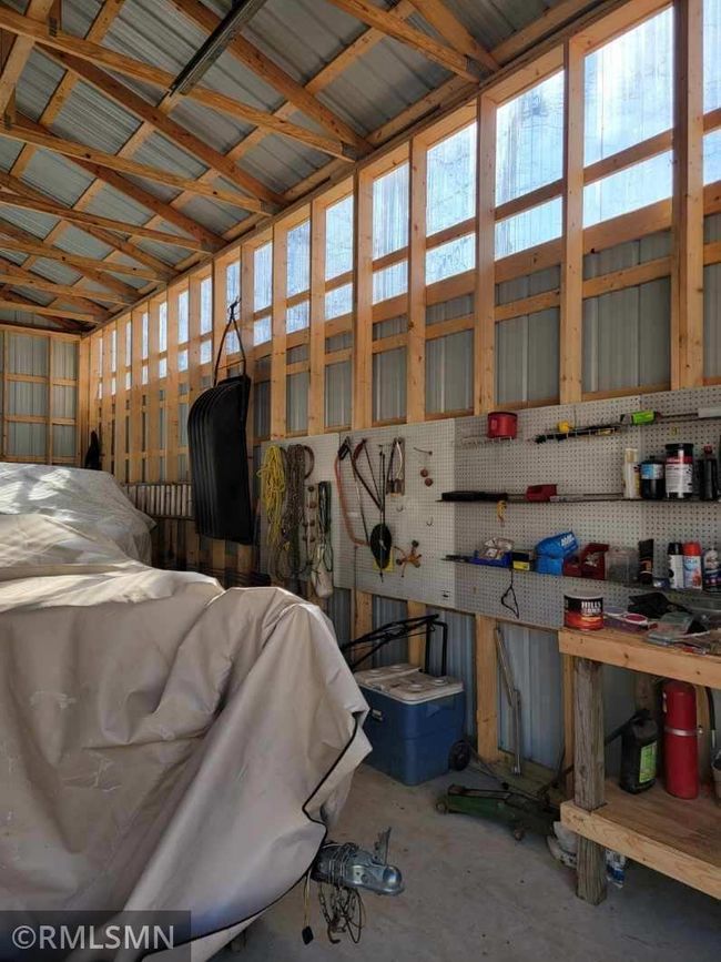 Inside view awning window on side wall | Image 4