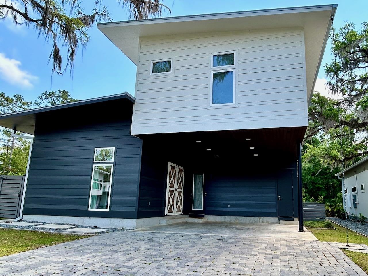 Lake Hall Rd, Tallahassee, FL 32309
