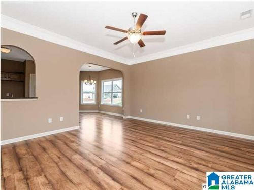 5552 Timber Leaf Trl, Bessemer, AL, 35022-3611 | Card Image