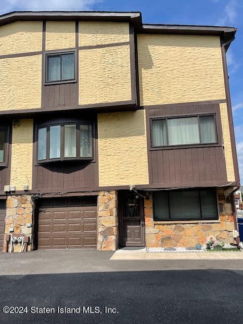 Morani St, Staten Island, NY 10314